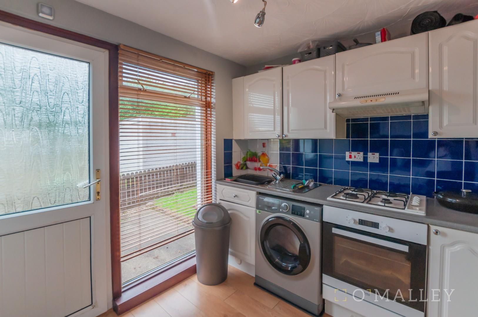 Kitchen 1.jpg